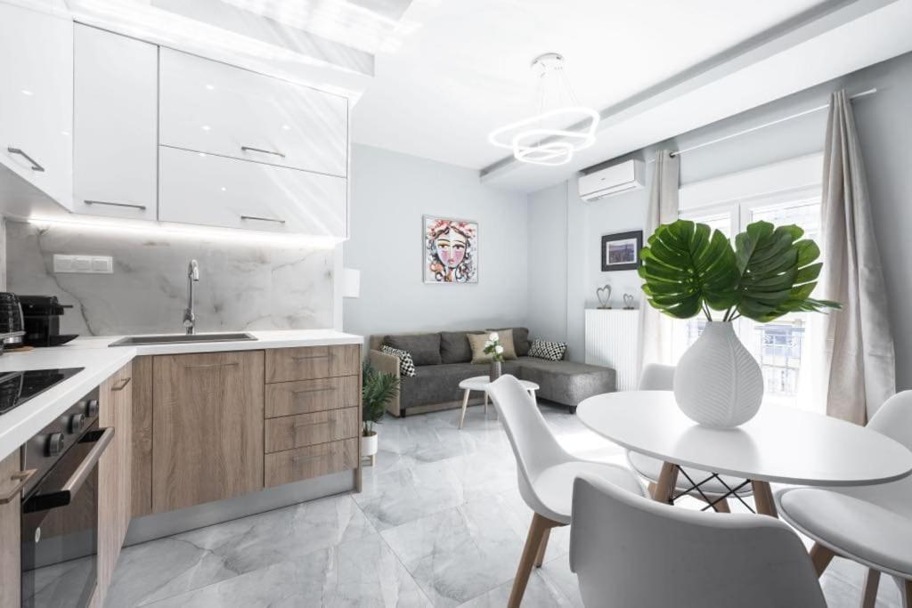 Soleggiato Minimal Apartment Thessaloniki Exterior foto
